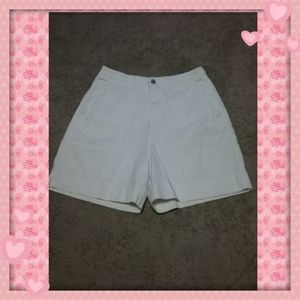 AWESOME LOOKING SHORT